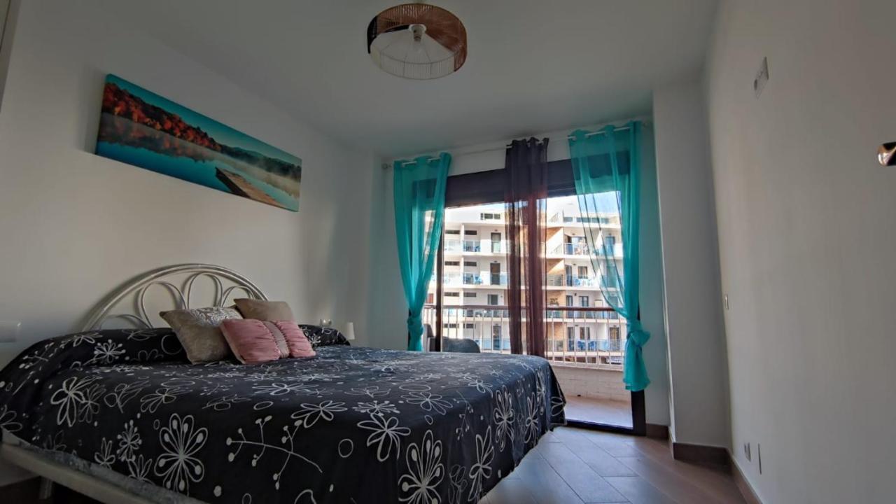 Coqueto Apartamento En Puerto Marina Con Piscina Benalmadena Luaran gambar