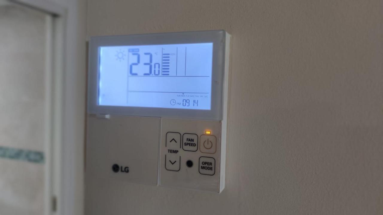 Coqueto Apartamento En Puerto Marina Con Piscina Benalmadena Luaran gambar